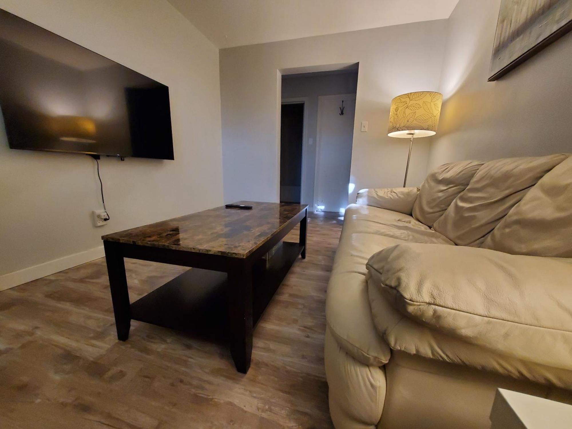 Modern Private 1Br Apt. W/Free Prkg + Fast Wi-Fi ซูเซนต์มารี ภายนอก รูปภาพ
